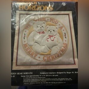 Monarch Horizon Teddy Bear Wreath Christmas Sculptured Stitchery Kit New…